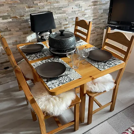 Cosy 2 Pièces Proche Châtel Apartamento